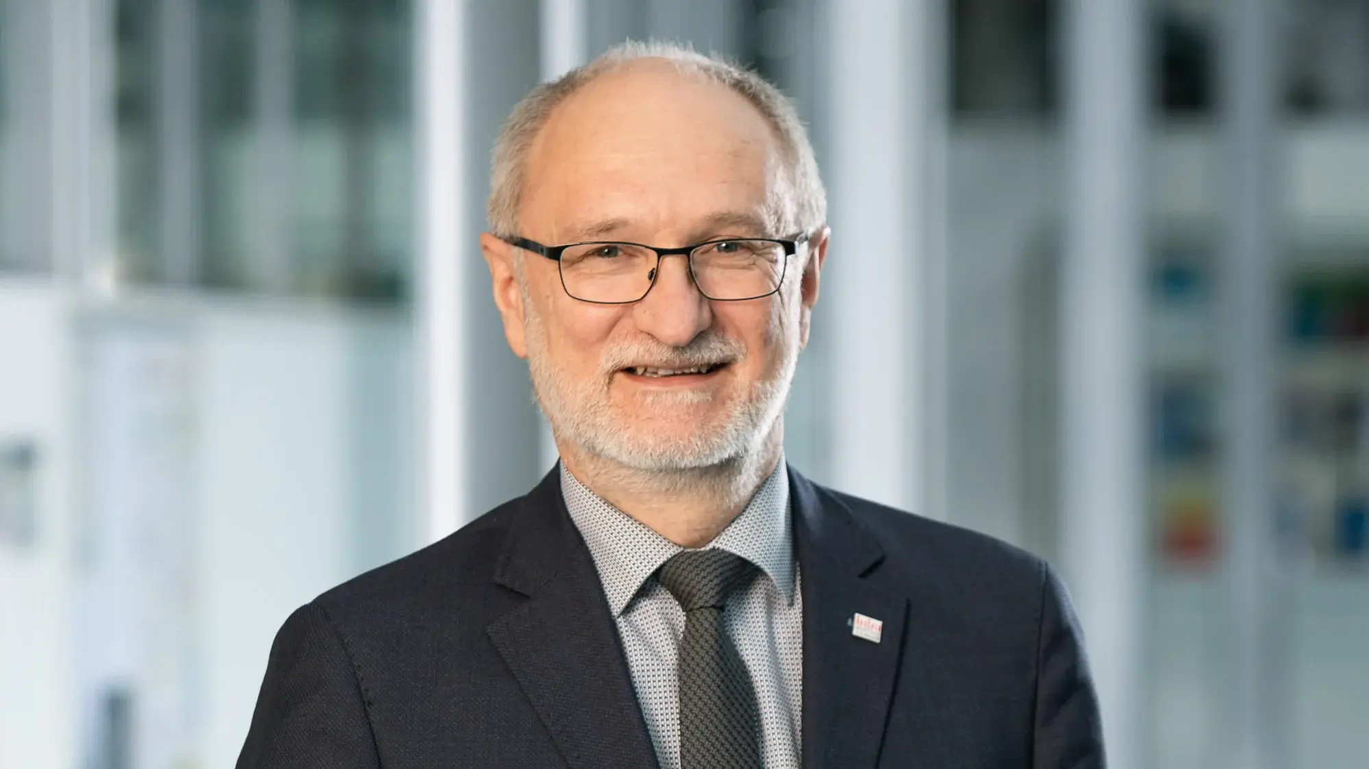 Portrait Prof. Dr. Edmund Ihler